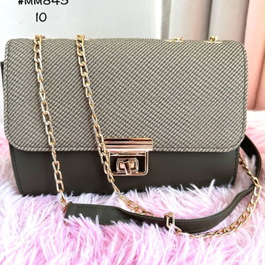 Hermosos Bolsos. Precios en cada foto. Tienda física en la La Vibora. Mensajería disponible. Varios tipos de pago - 6/10