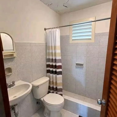 EN VENTA CASA TOTALMENTE INDEPENDIENTE EN EL SEVILLANO - 7/10