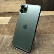iphone 11 pro max-64gb-82%bat-libre de fabrica(pant y bat camb)(✨impecable✨)-(cargador y mica)-verde - Img 55097763