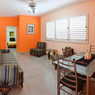 RENTA EN NUEVO VEDADO - 5/10