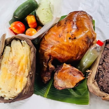 ⏬️ ENCARGA CON SABOR CRIOLLO ⏬️ Cerdo asado al carbón para compartir con los tuyos: 🐷🥵  • CERDO ENTERO •PIERNA ASADA • - 4/8