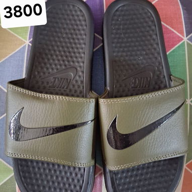 Ropas de uso , tengo pacas pequeñas, 56799461 51699376 - 2/10