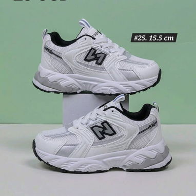 Tenis para niña y niño - Img 123843880