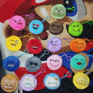 Ventas de monederos emojis chulos 😎😅😁😭😋😝😡 - Img 55946416