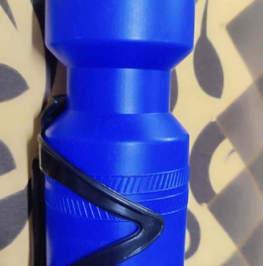 Vendo termo con porta termo para bicicleta - Img 78920236