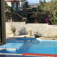 Disponible casa con piscina de 5 habitaciones climatizadas en Guanabo. WhatsApp 58142662 - Img 45228081