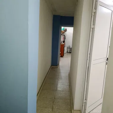 🏡 OFERTA ESPECIAL: VENTA DE CASA CON 3 HABITACIONES EN BAJOS, LA HABANA VIEJA: DOCUMENTOS AL DÍA, LISTA PARA LLEGAR Y H - 8/10