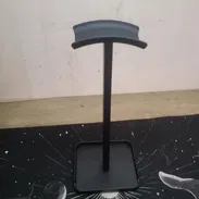 Soporte para audífonos. También sirve para poner el celular - Img 57388687