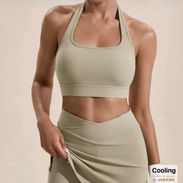 Conjunto de 2 piezas top y saya color verde claro - Img 53678620