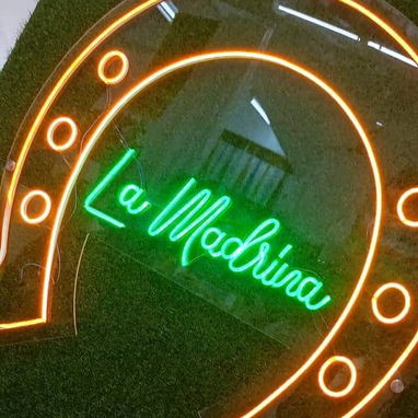 Se Realizan Carteles Publicitarios para su Negocio - 7/10