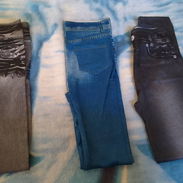 Licras tipo jeans nuevas (2200 cup) Paredo (2200 cup) Medias (500cup) Quedan pocas yaaaa 🔥🔥🔥 Llama al 52828400 Whatsa - Img 55870744
