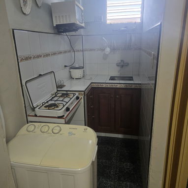 Alquiler Aptos 1 cuarto, sala, baño y cocina en 23 / I y J 52841235 - Img 121079015