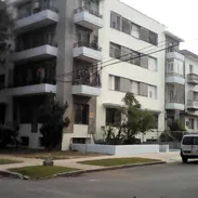 Oferta apto de 3 cuartos y 3 baños en el Vedado en las letras,2do piso. Oportunidad de inversión!!! - Img 47861929