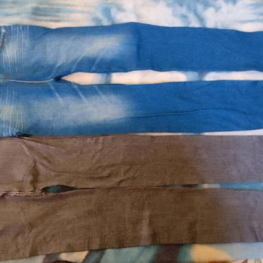 Licras tipo jeans nuevas (2200 cup) Paredo (2200 cup) Medias (500cup) Quedan pocas yaaaa π₯π₯π₯ Llama al 52828400 Whatsa - Img 123660834