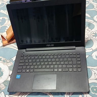 Vendo computadora y 2 laptops DE USO. - Img 124076735