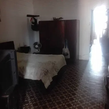 PERMUTO CASA EN CENTRO HISTÓRICO DE CIENFUEGOS PARA LA HABANA (PAPELES LISTOS) - Img 123340786