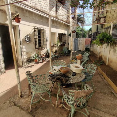 JOYA CAPITALISTA EN BAJOS: IDEAL PARA NEGOCIO O VIVIENDA ( Cercana a ZAPATA E INFANTA) - Img 110916492