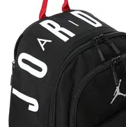 50 USD ,mochila JORDAN original unica en todo los grupos ,solo la use cuando vine de viaje ,es original ,es una marca ca - Img 50809762