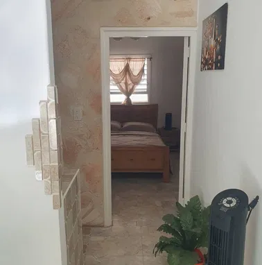 Nuevaaa oferta!!! Apto de 1 cuarto en excelente zona de Playa!!! No lo deje pasar!!! Nuevo y con todo adentro!!! - Img 85827416
