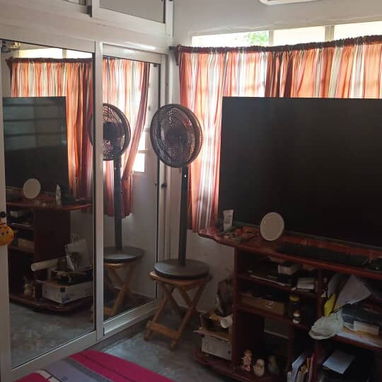 Venta casa placa libre y patio 2 cuartos Playa 25mil 53582376 - Img 118123548