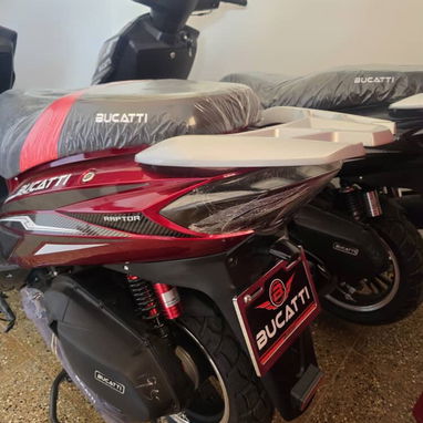 🔥 BUCATTI RAPTOR 200cc 0km - Automática - CON CHAPA Y CIRCULACIÓN - Envío incluido - 3/4