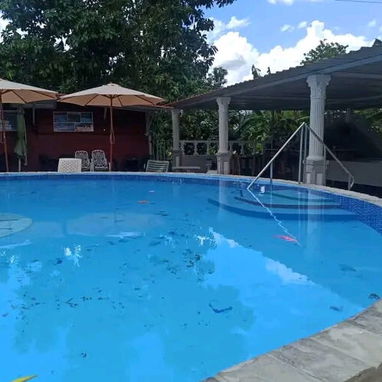 🤽🏻‍♀️ Renta de Pasadías En Capdevila, Boyeros. Servicio gastronómico disponible. Neveras con hielo, dominó y horno - Img 117286279