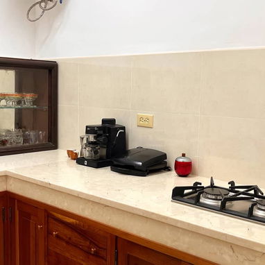 🏠 Apartamento De Renta Lineal En El Vedado. 💡 Respaldo Energético con Ecoflow. 👥 Capacidad para 4 personas.📶 Wifi - 9/9