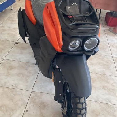 Moto automática de combustión 125cc Modelo: Avispón - Img 124561931