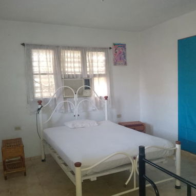 🏡*124* *Venta de casa situada en Campo Florido , municipio Habana del Este ,a solo 5 km de la playa de Guanabo‼️‼️‼️* - 5/10