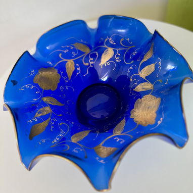 Porcelana . Lampara , tazas de café y revistero de caoba - Img 123933971