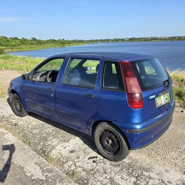 Fiat Punto 1997 Diésel Original en buenas condiciones Soy Dueño - 4/10