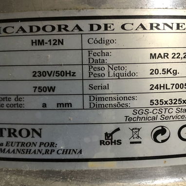 MOLEDORA PICADORA DE CARNE - 2/2
