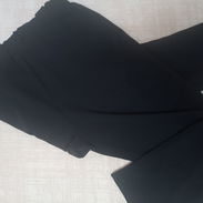 Pantalones negros de vestir de mujer talla L y XL chaqueta L - Img 54679624
