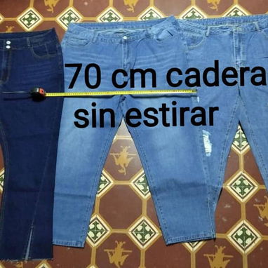 Vendo bermudas elastizados de mezclilla - Img 109759075