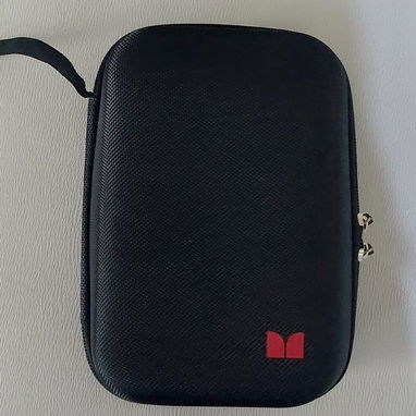 Arrancador de carro de 8000mah , hasta 10 arranques, tambien tiene 2 puerto carga celular y linterna nuevo en caja-50usd - Img 109611668