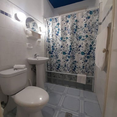 *** Renta Lineal a extranjeros de apartamento en el Vedado  *** - Img 121254461