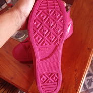 Se venden estos zapatos Converse número 36-37 - Img 56723348