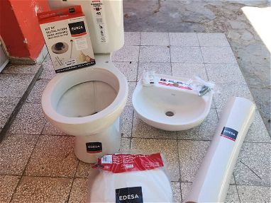 Losas, cintillos, pladur, juegos de baño, cemento cola, cemento blanco, cemento cola para Porcelanato - Img main-image