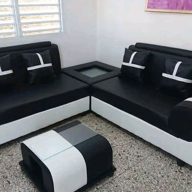JUEGO DE MUEBLES MODERNOS - 4/5