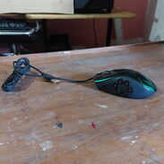 Mouse Razer naga 6 botones laterales como nuevo-25usd - Img 45637394