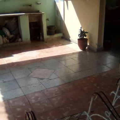 ^$15.000usd CON AJUSTE. En venta casa  puerta de calle en El Cerro, Reparto Martí.  POSIBILIDAD DE GARAJE PARA 4  CARROS - 9/10