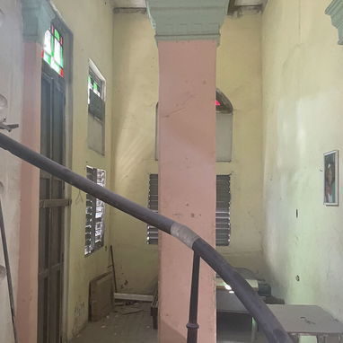 Casa grande en la Habana vieja - 4/9