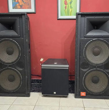 RENTA O VENTA DE  AUDIO PROFESIONAL PARA BARES,CENTROS NOCTURNO,DTK,ETC - Img 81391224