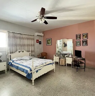 EN VENTA PROPIEDAD HORIZONTAL 300 M² VISTA AL MAR Y A LA CIUDAD EN EL VEDADO. - Img 94561922