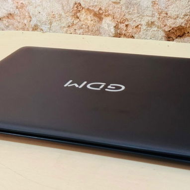 Laptop GDM ideal para jugadores y programadores informáticos - Img 120311997