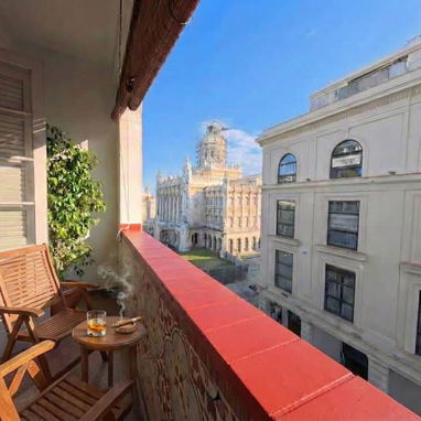 🏛 APARTAMENTO CON VISTAS ICONO DE LA HABANA VIEJA - Img 114588587