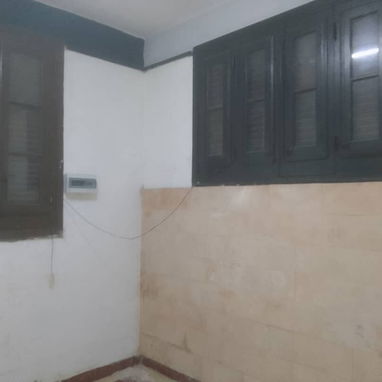 Ref # 77. En venta y con precio negociable apto en bajos de un cuarto en Playa!!! - 3/9
