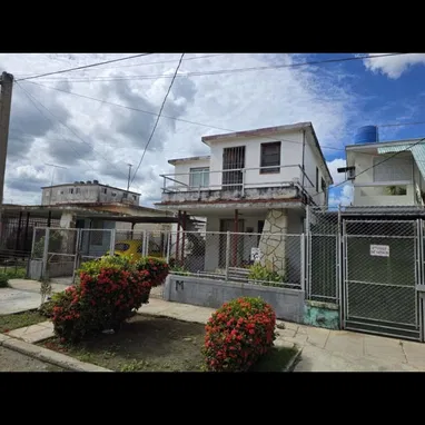 Super rebaja,3casas en 1,INDEPENDIENTes, Casino Deportivo,cisterna,garajetechado,planta5Kg,etc - Img 111108600