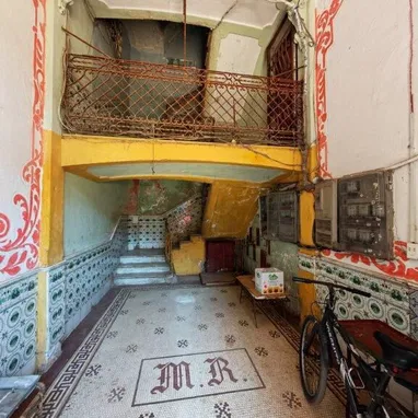 San Rafael y Escobar,Apto Colonial,1er Piso,2 Balcones a 2 Calles Diferentes, Varios Ventanales,2/4 Originales ,Sala,Sal - 7/8