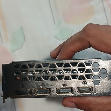SE VENDE TARJETA GRÁFICA AMD RX 590 DE 8GB - Img 124095625